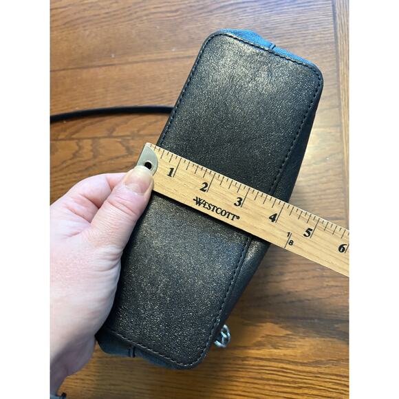 Michael Bag Jet Set Travel Medium Dome Crossbody Bag Purse Black Chain EUC - Picture 3 of 8